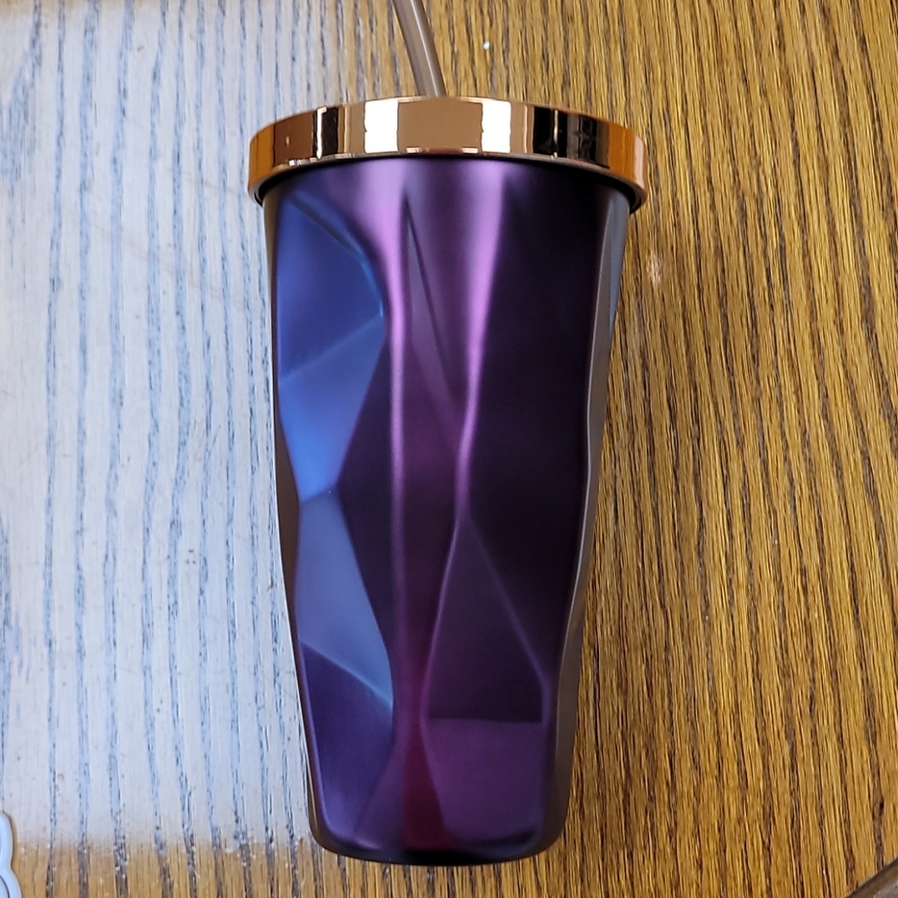 Double wall tumbler